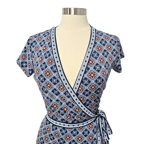 Max Studio Dress Wrap Floral Blue Size M Cottagecore Artsy Stretchy - Picture 2 of 8